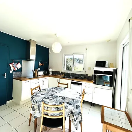 Maison 6 Pieces 8 Personnes Proche Du Fort-bloque - Wifi - Eva